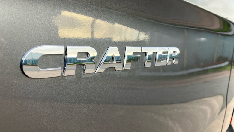 Volkswagen Crafter Cr35 Lwb Diesel 2.0 TDI 140PS Trendline High Roof Van Auto